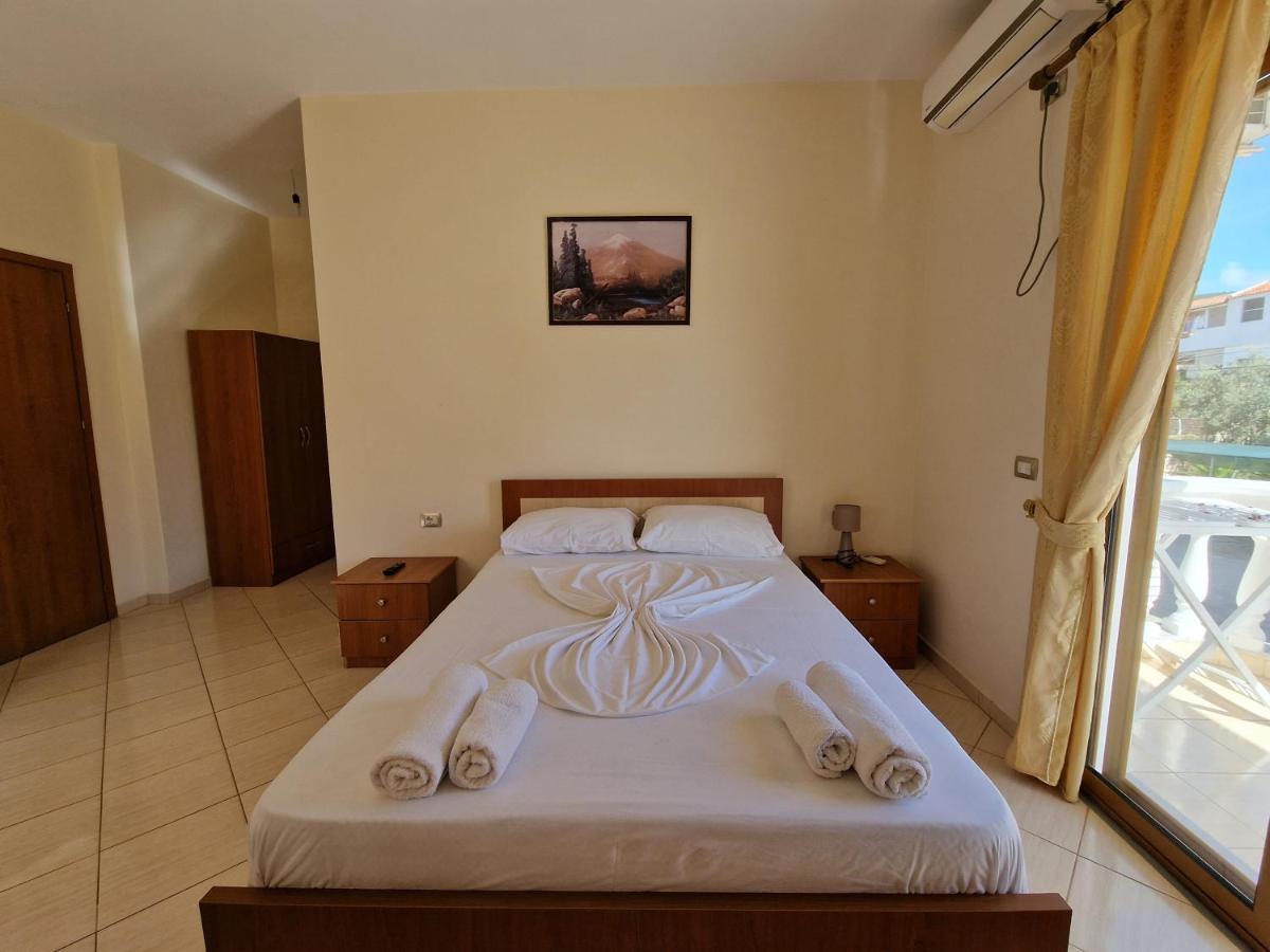 Villa Sali Hasani Ksamil Exteriör bild